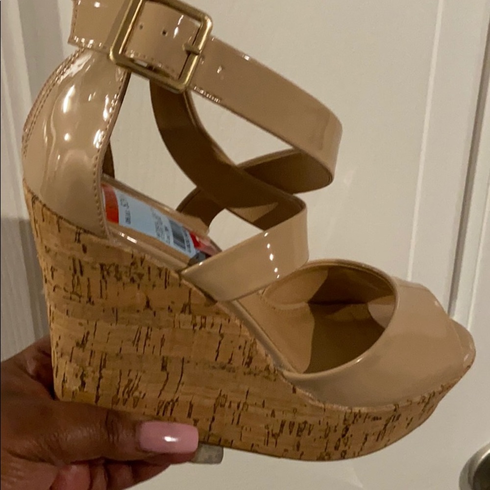 Women Nude Wedge Shoe